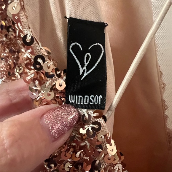 Party Gown. Ombré Pink and Gold. Sequin. - Picture 4 of 14